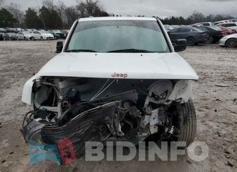 1C4NJRBB2HD133286 Photo# 5