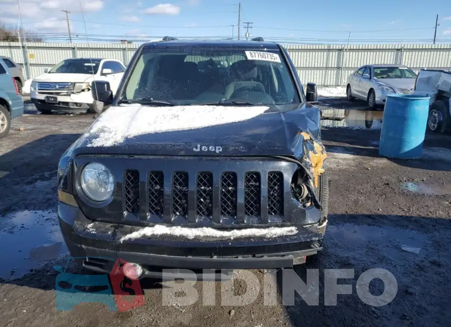 1C4NJRFB7GD639785 Photo# 5