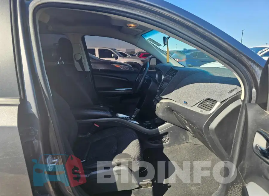 3C4PDCAB4GT230593 Photo# 5