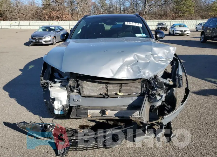 YV4162UM2N2724521 Photo# 5