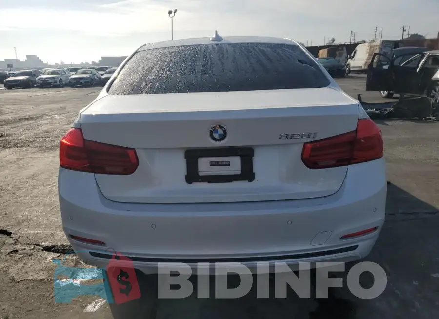 WBA8E9G54GNT81355 Photo# 6