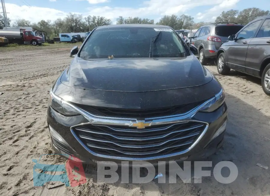 1G1ZD5ST9KF104852 Photo# 5