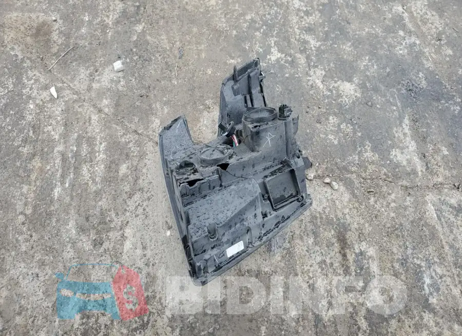 1GNSKBKC9GR310795 Photo# 13