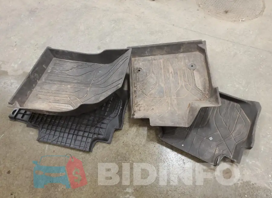 3GNKBHRS6KS700923 Photo# 13