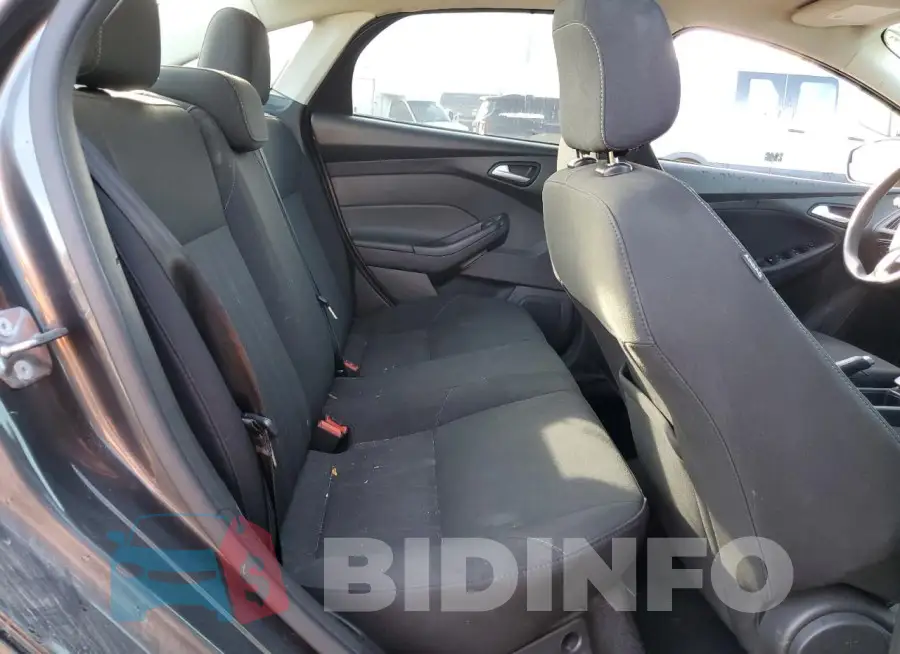 1FADP3F20JL291242 Photo# 10