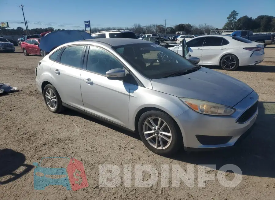 1FADP3F24GL264831 Photo# 4