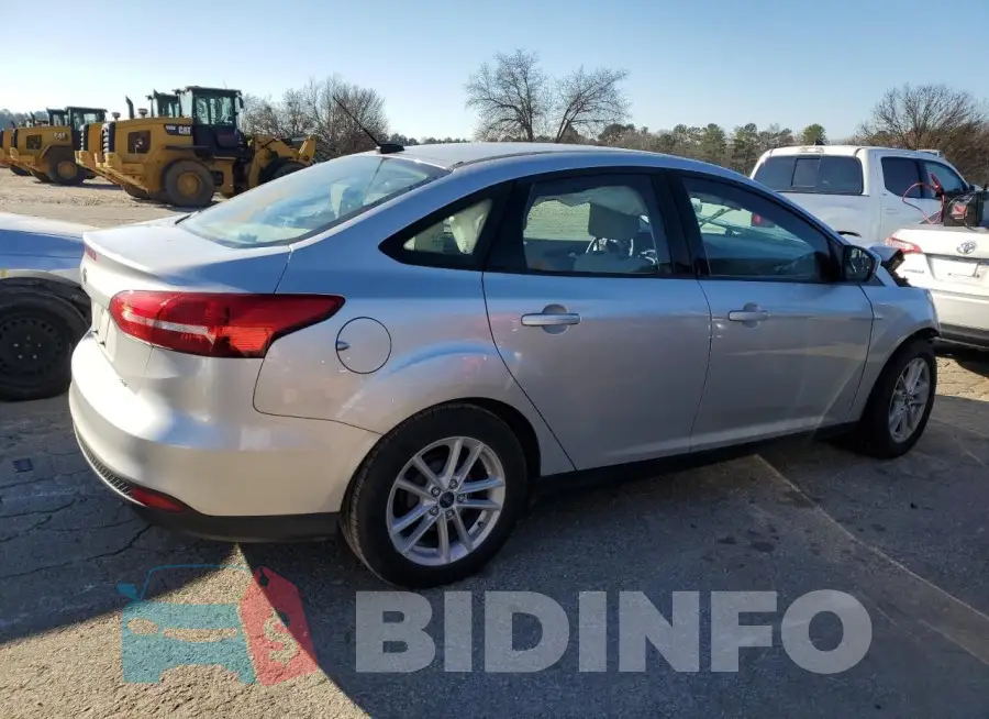 1FADP3F2XJL242114 Photo# 3