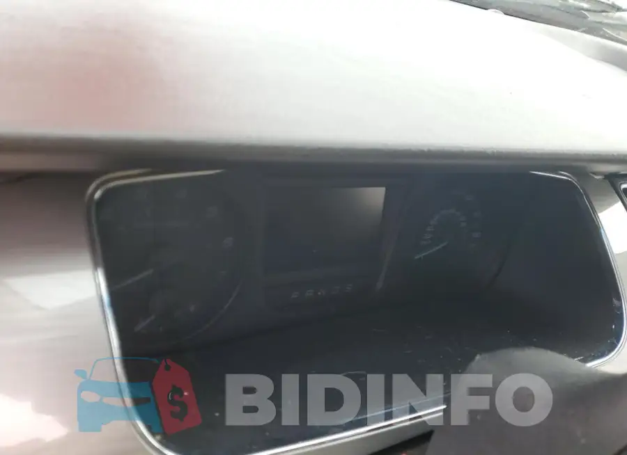 1FAHP2E81JG100017 Photo# 9
