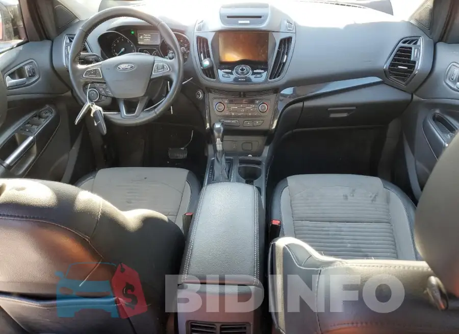 1FMCU9J97HUA89200 Photo# 8