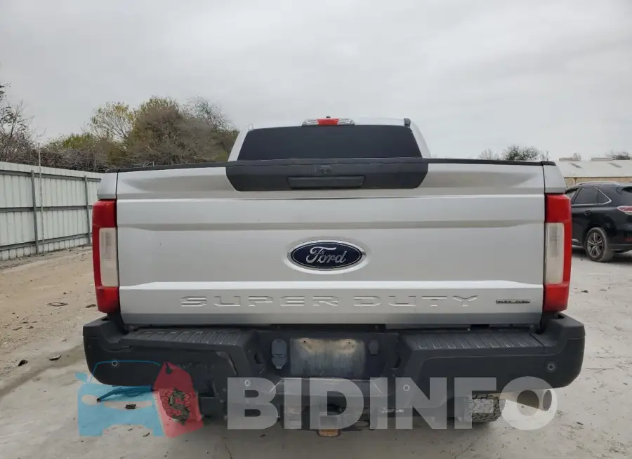 1FT7W2B67HEE58014 Photo# 6