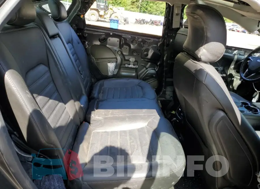 3FA6P0T95GR335822 Photo# 10