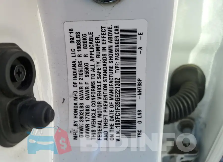 19XFC1F39GE221302 Photo# 12