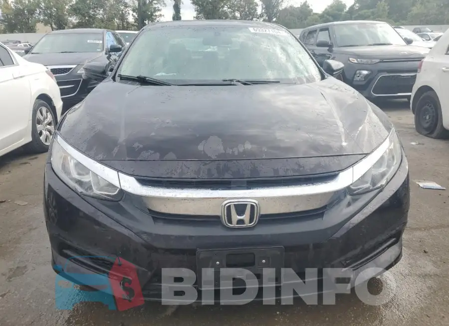 19XFC2F70HE054807 Photo# 5