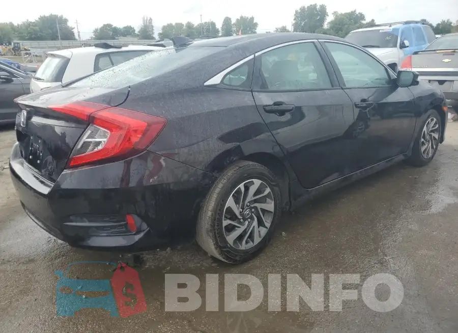 19XFC2F70HE054807 Photo# 3