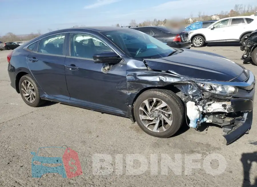 19XFC2F78HE209913 Photo# 4