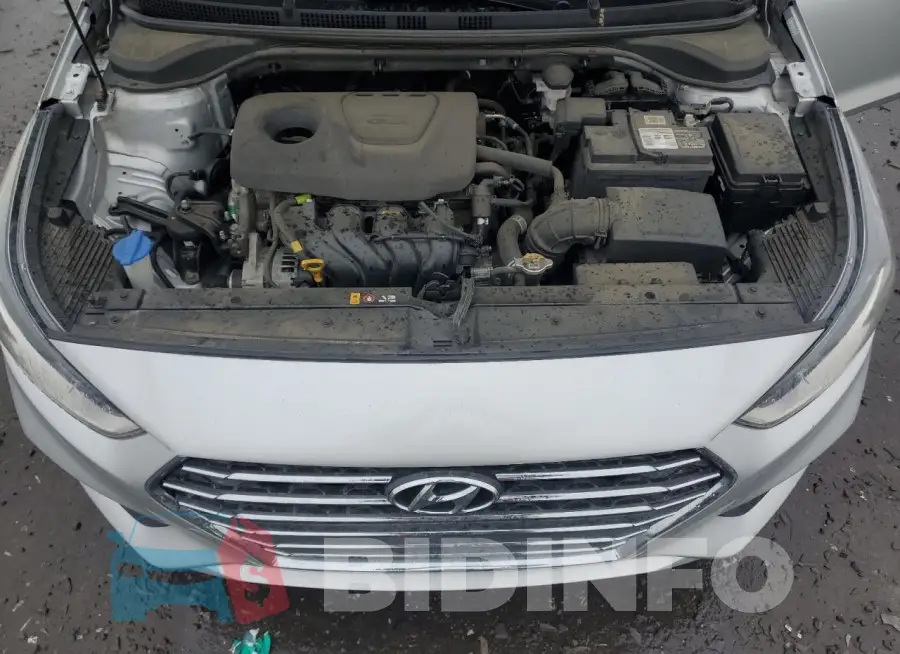 3KPC24A31KE074996 Photo# 11