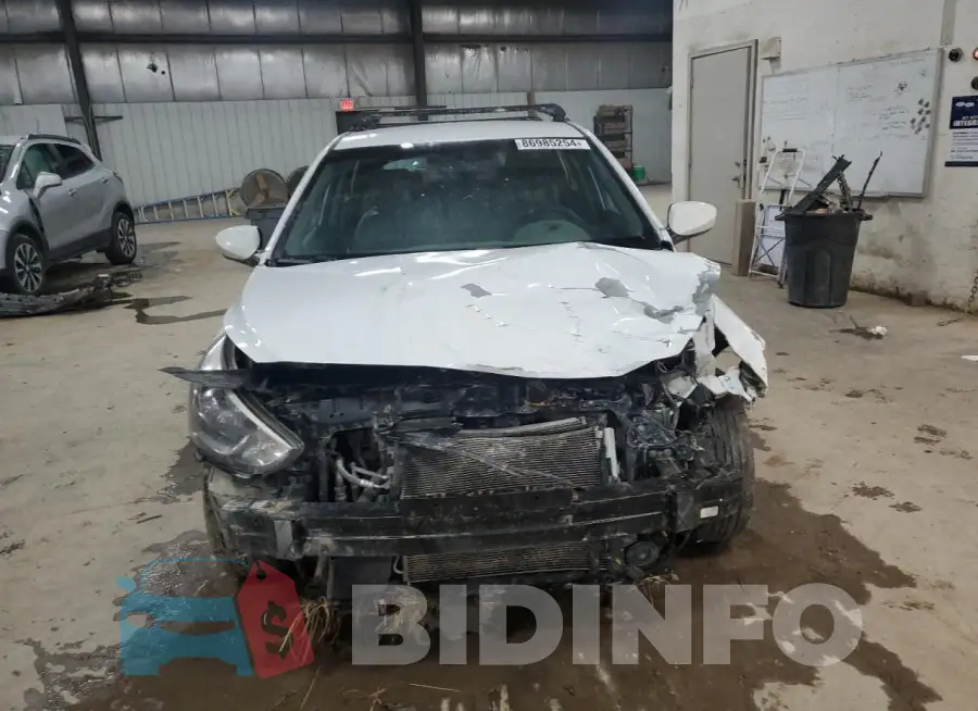 KMHCT5AE8HU320520 Photo# 5