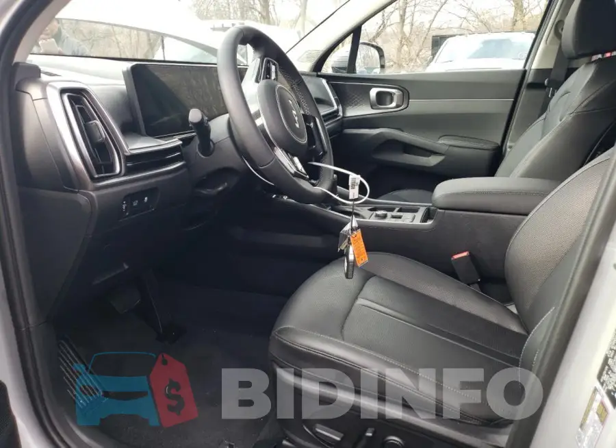 5XYRH4JF8SG318598 Photo# 7