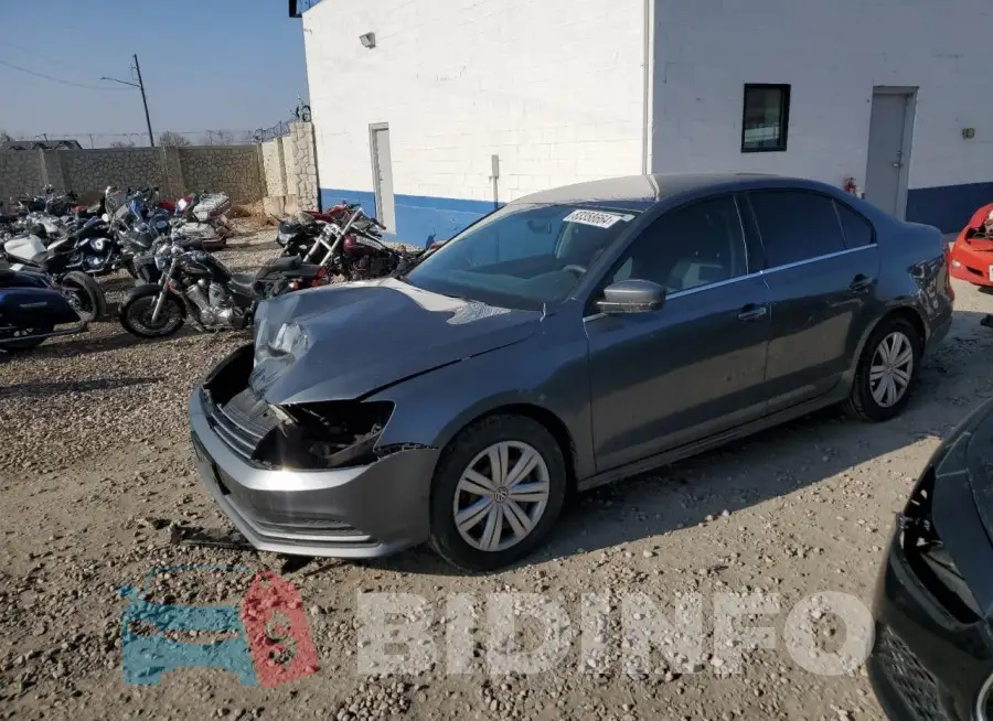 3VW2B7AJ1HM243423 Photo# 1