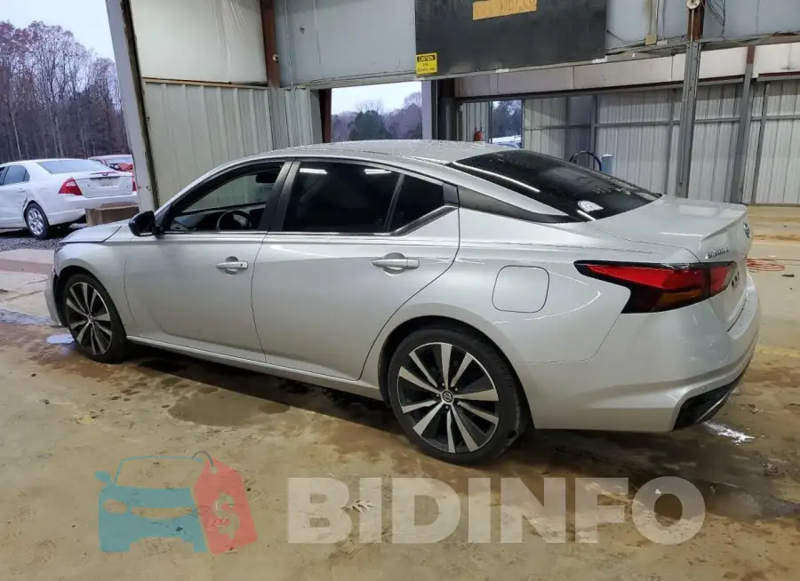 1N4BL4CV9LC230353 Photo# 2