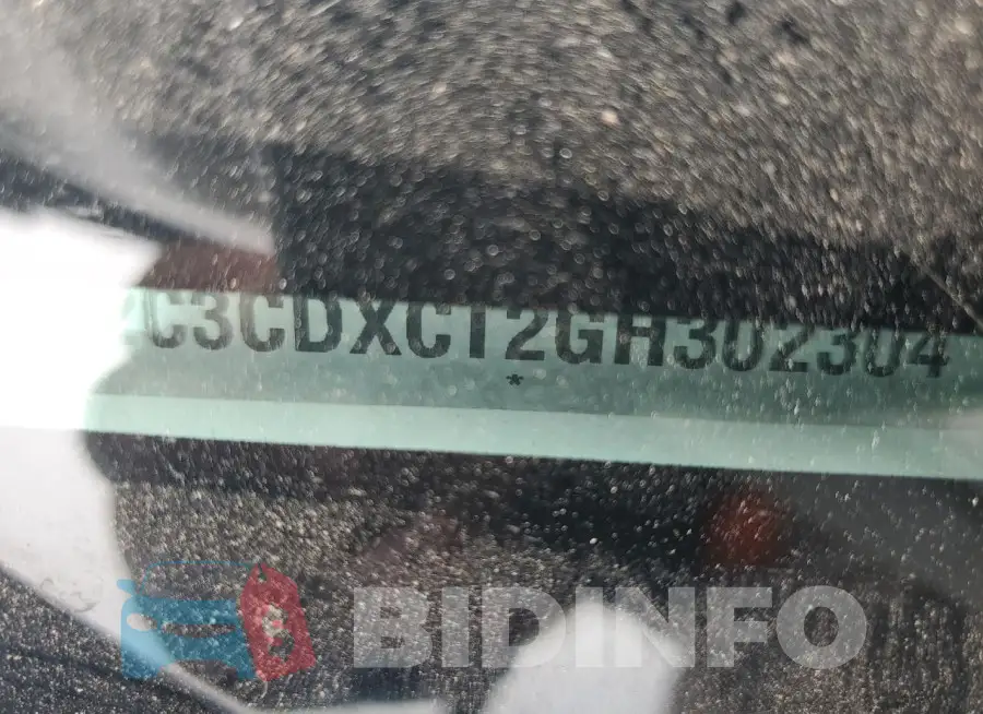 2C3CDXCT2GH302304 Photo# 12