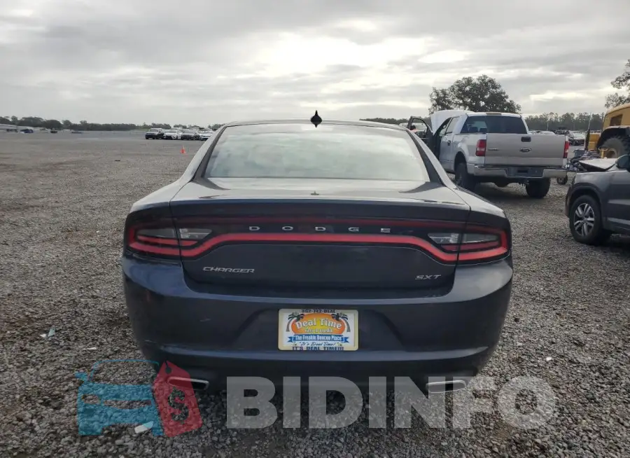 2C3CDXHG8HH581187 Photo# 6