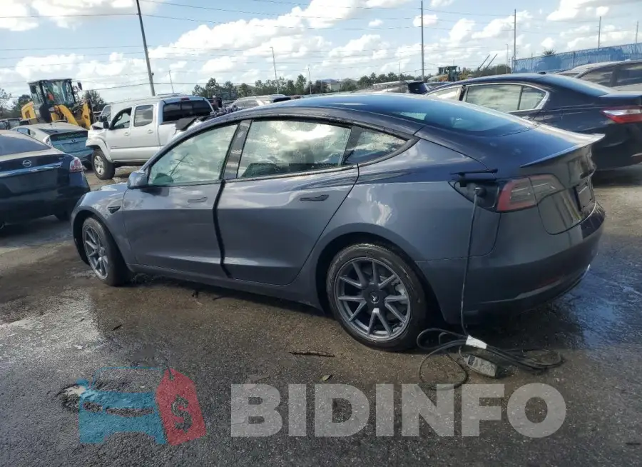 5YJ3E1EB1PF664821 Photo# 2