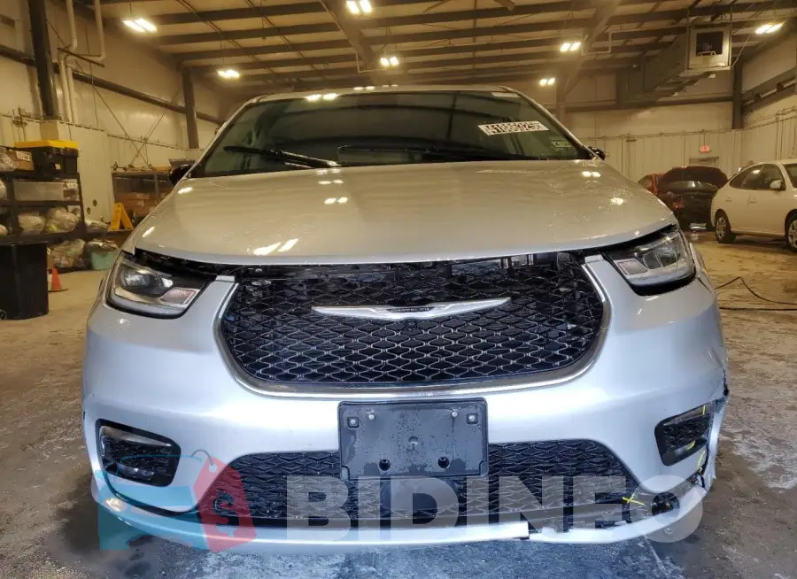 2C4RC1BG4RR149870 Photo# 5