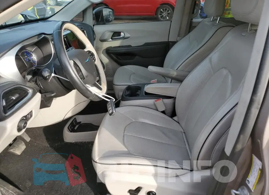 2C4RC1N76JR168372 Photo# 7