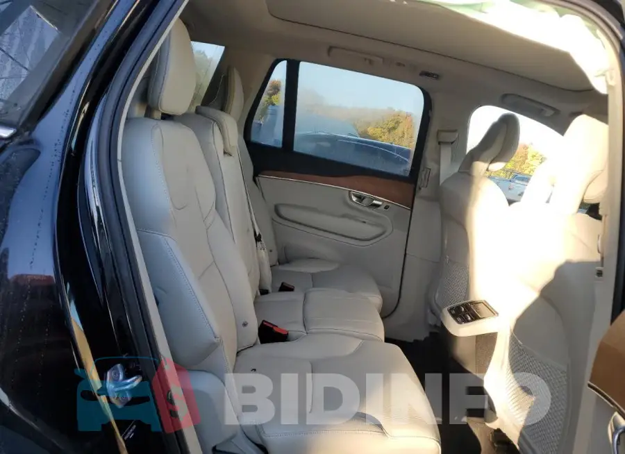 YV4A22PK2M1737084 Photo# 11