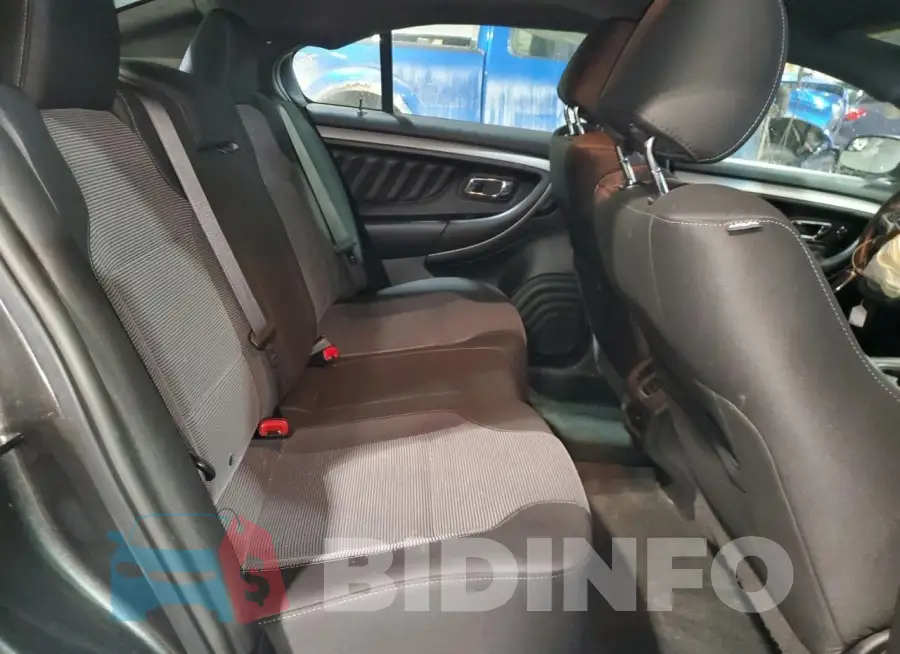 1FAHP2E86JG117122 Photo# 10