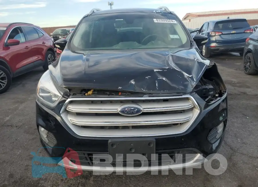 1FMCU9J96KUA61413 Photo# 5