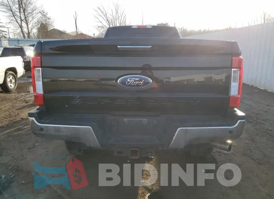 1FT8X3B60JEB57808 Photo# 6