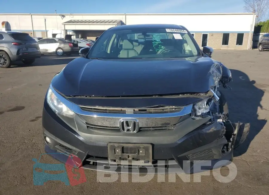 19XFC1F35HE210587 Photo# 5