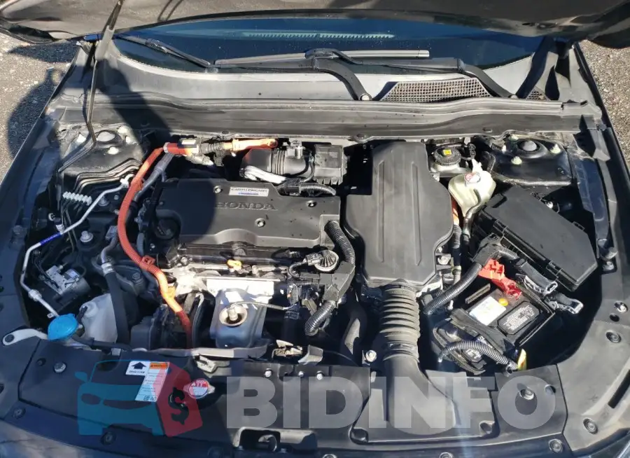 1HGCV3F50JA001892 Photo# 11