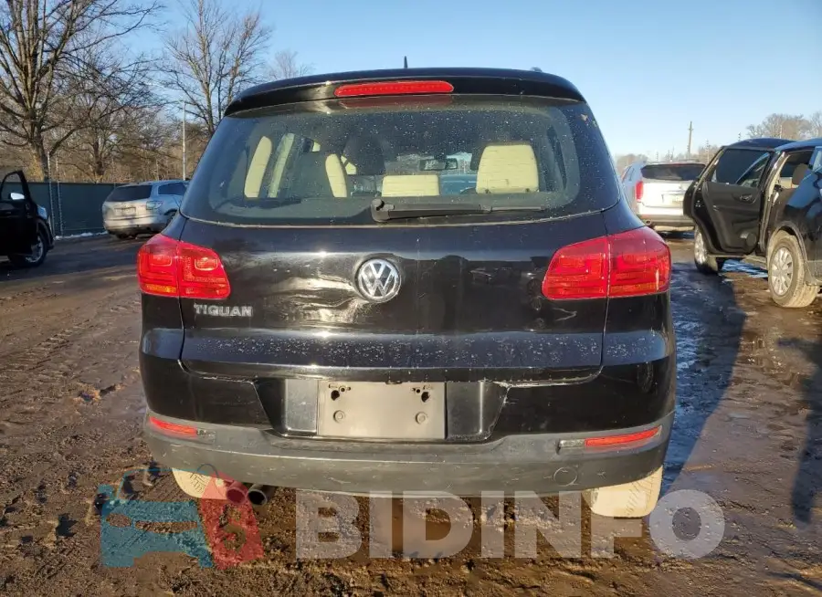 WVGAV7AX7GW610877 Photo# 6