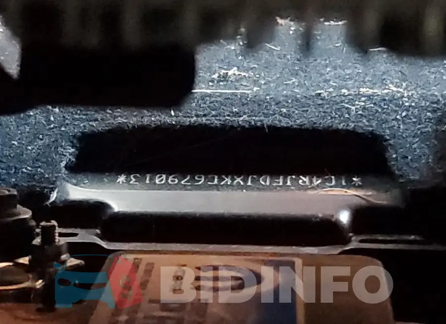1C4RJFDJXKC679013 Photo# 13