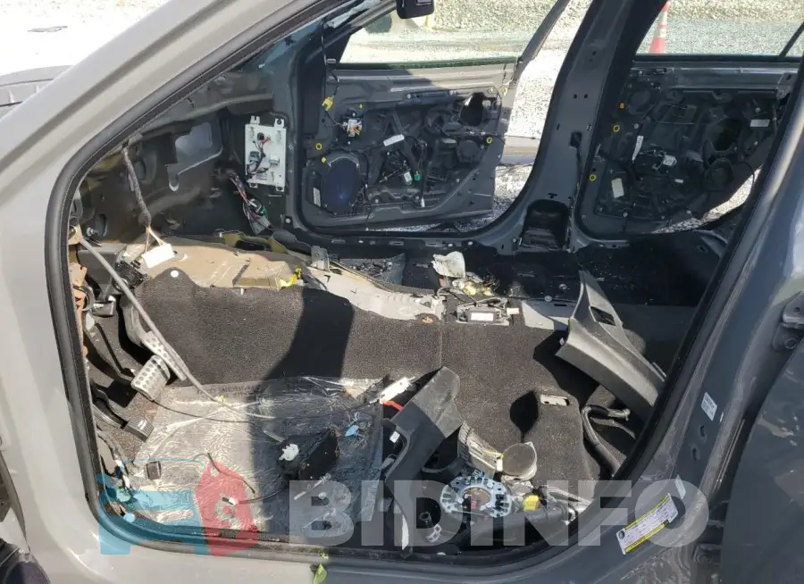 2C3CDXGJ1PH672829 Photo# 7