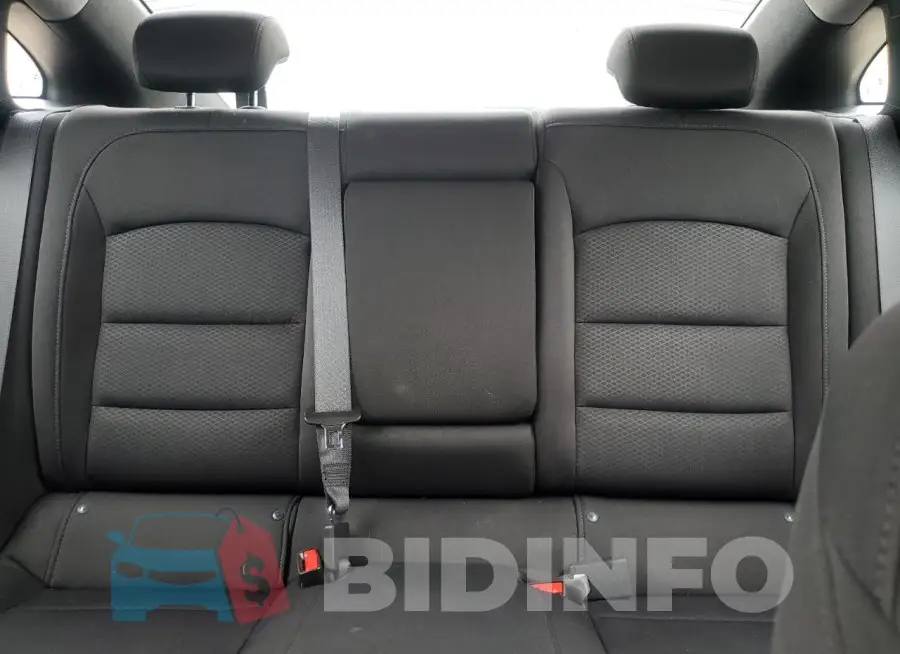 1G1ZD5ST6LF005875 Photo# 10
