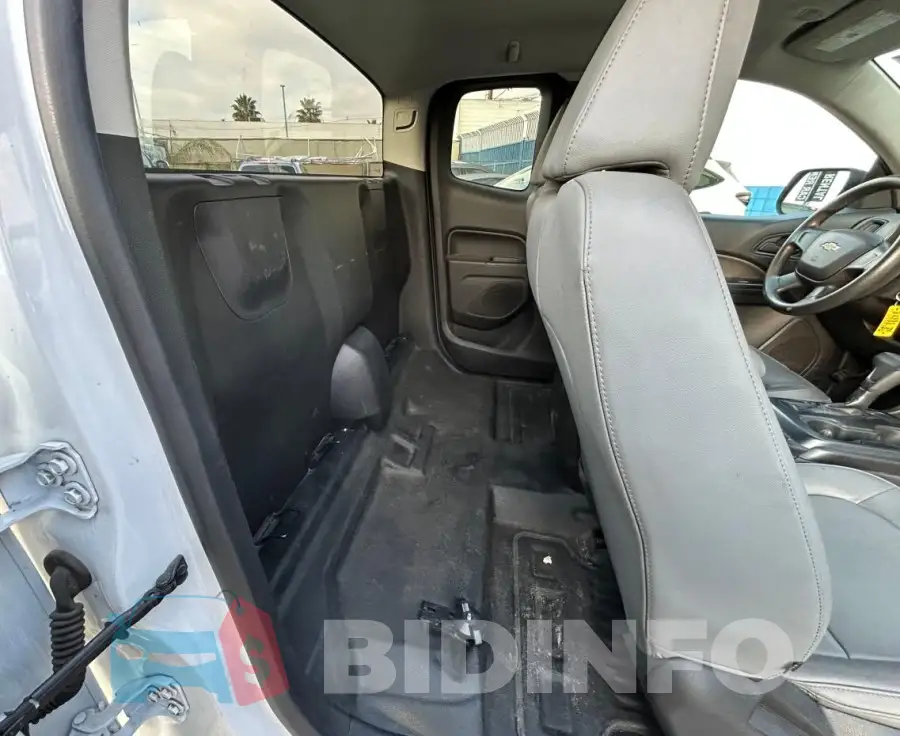 1GCHSBEA7G1296181 Photo# 6
