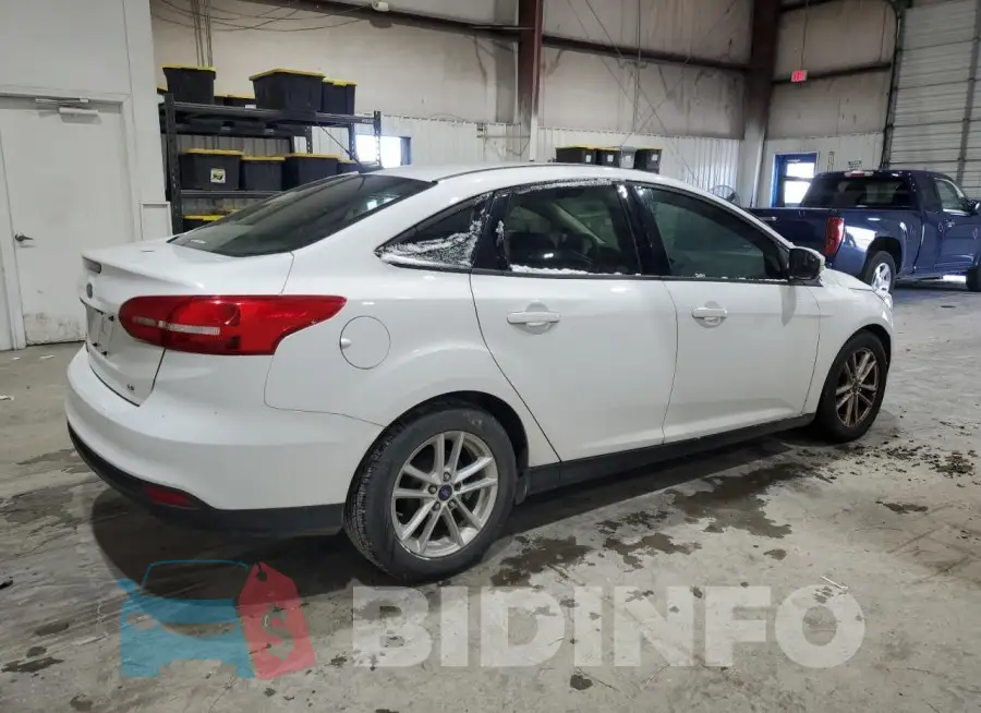 1FADP3F22HL271472 Photo# 3