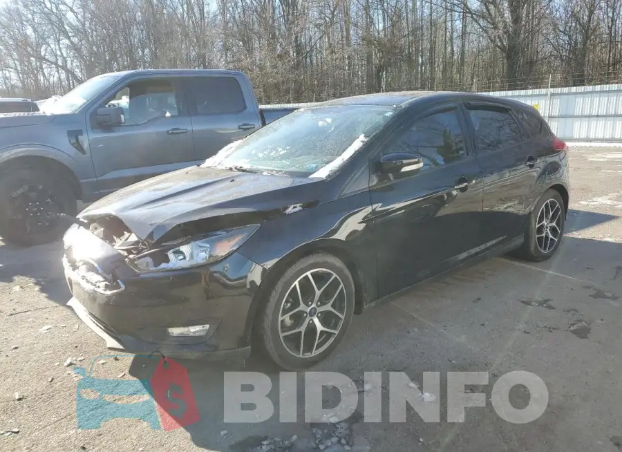 1FADP3M2XJL298640 Photo# 1