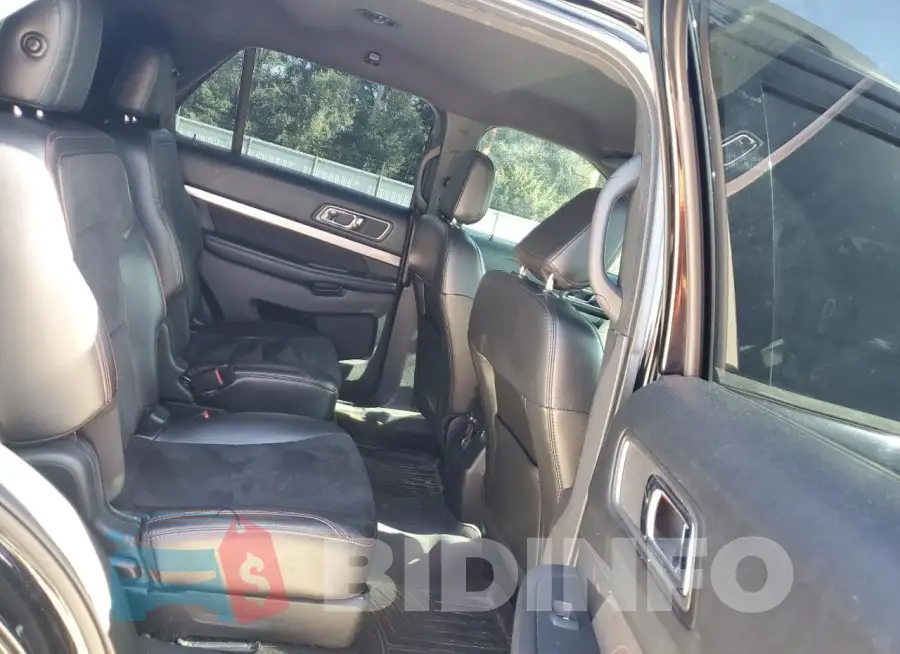 1FM5K7DH3JGB42534 Photo# 10