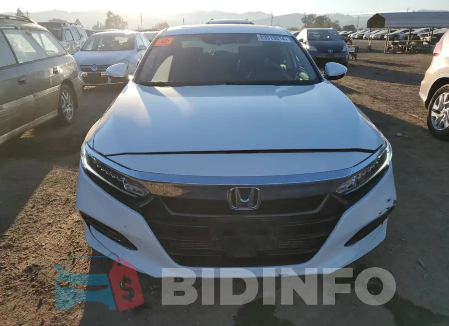 1HGCV1F57JA264353 Photo# 5