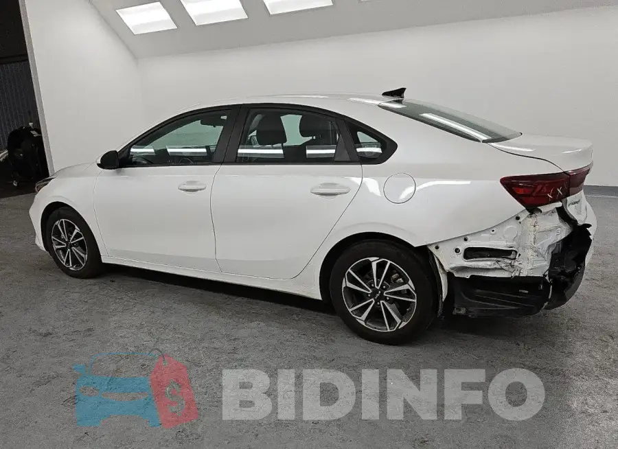 3KPF24AD6PE566744 Photo# 2