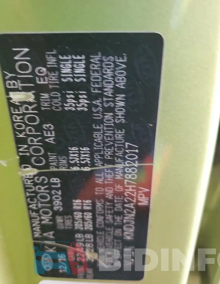 KNDJN2A22H7882017 Photo# 12