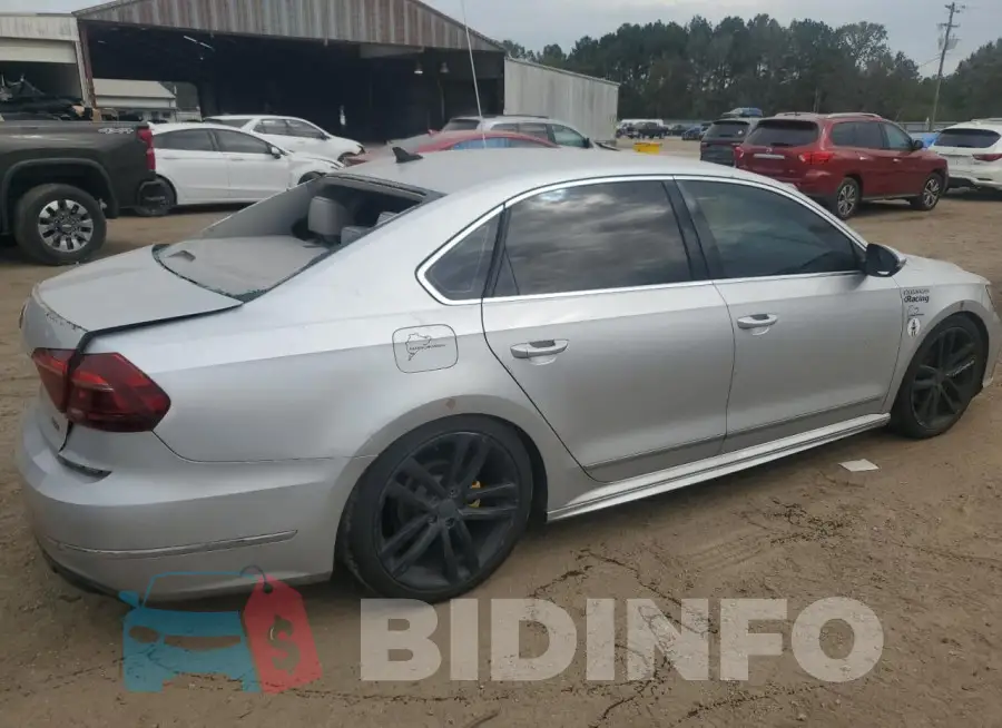 1VWDT7A39HC029529 Photo# 3