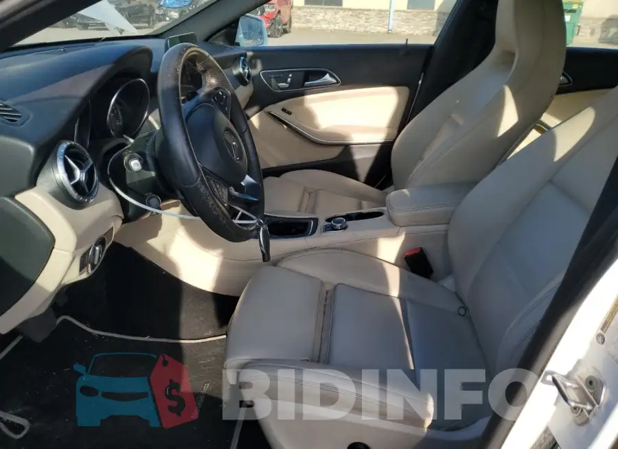 WDDSJ4EB2JN652183 Photo# 7