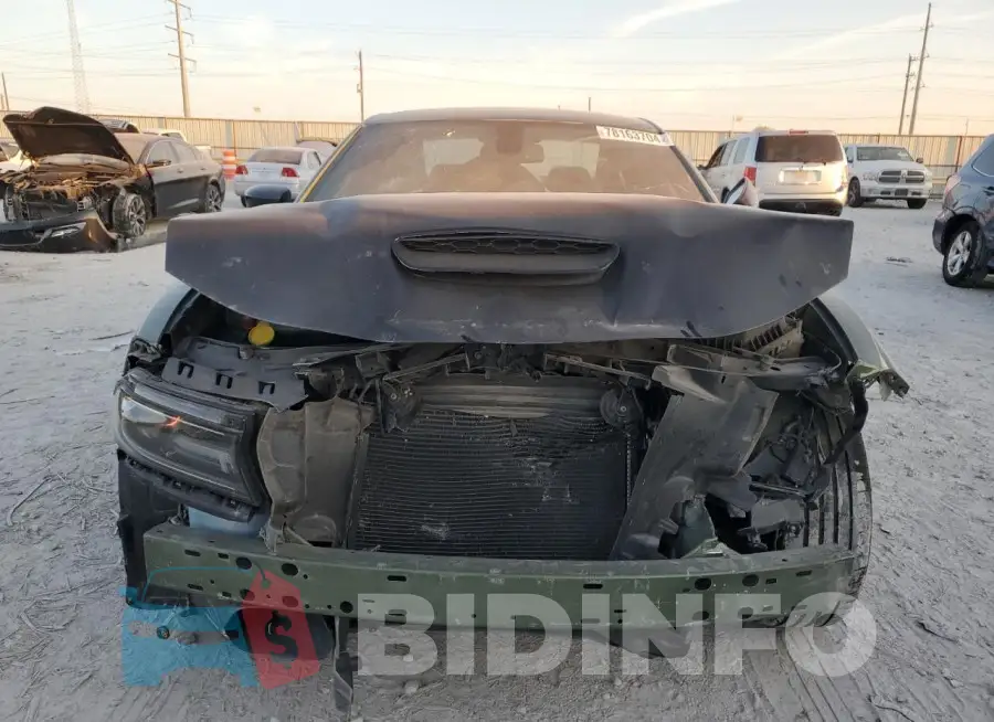2C3CDXCT8MH657098 Photo# 5
