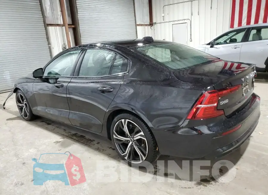 7JRL12TK1RG324518 Photo# 2
